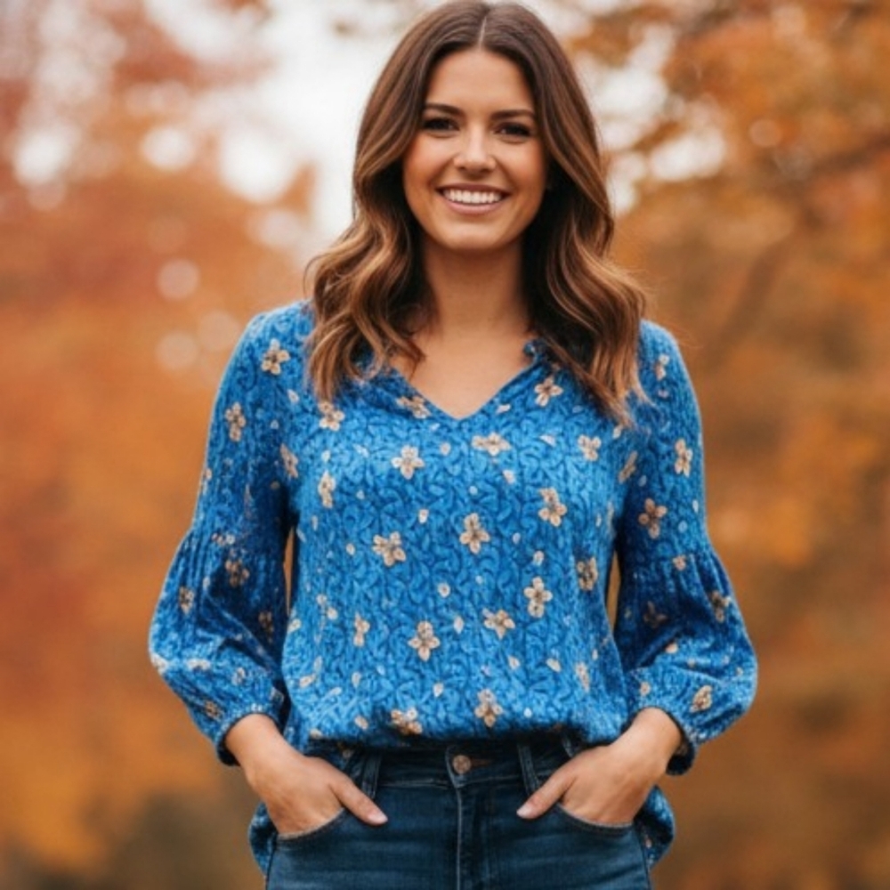 Loft Outlet Split neck Acorn print top Blue Size L